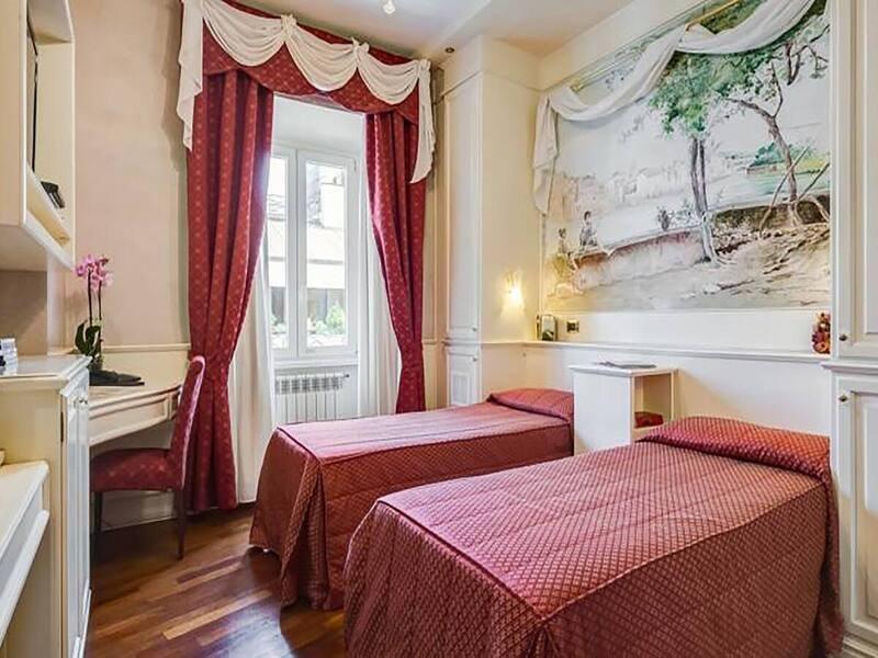 Отель 38 Viminale Street Рим Экстерьер фото